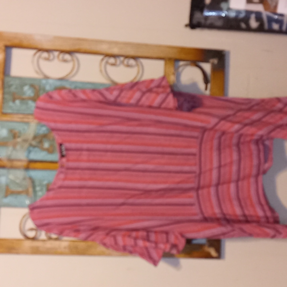 A.N.A Pink top